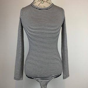 Bella Luxx Striped Bodysuit Long Sleeve Size S